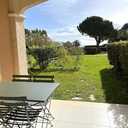 Pramousquier Apartment